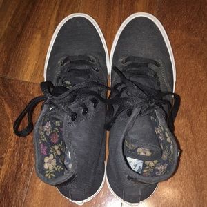 high top vans sneakers